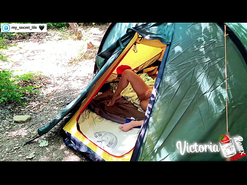❤️ Nakuha sa camera Madamdaming haltak off Stranger in a tent ☑ super porn sa amin ❤